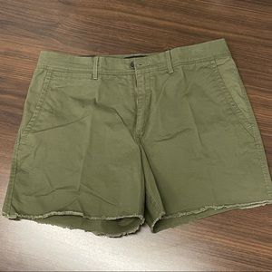 Banana Republic 5 inch shorts